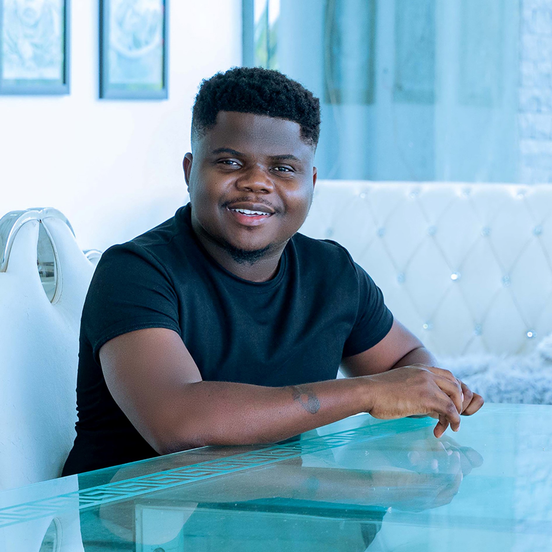 Wode Maya, créateur de contenu ghanéen et promoteur de l’économie numérique africaine.